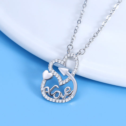 Brilliant Heart Shaped Hollow Jeweled Necklace